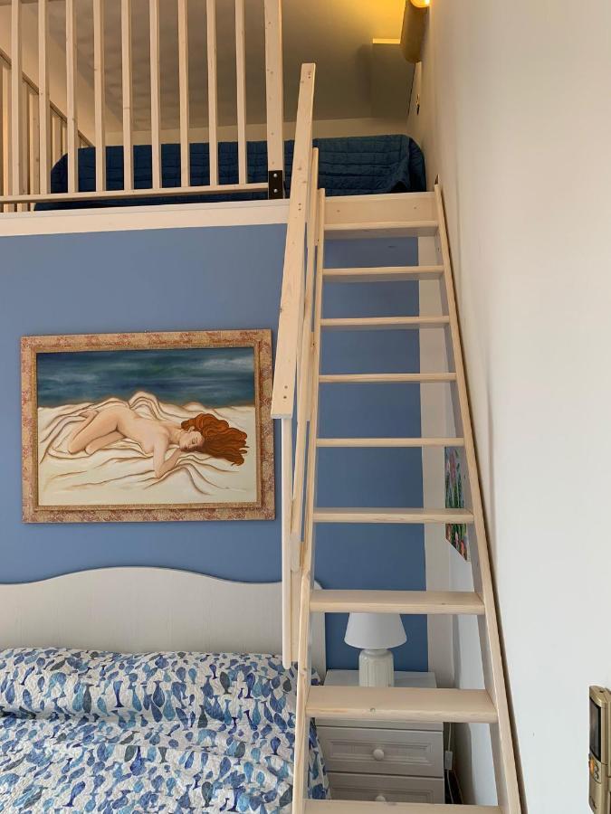 Apartment With Terraces And Private Jacuzzi - San Vito 400M From Beach San Vito Lo Capo Exterior foto